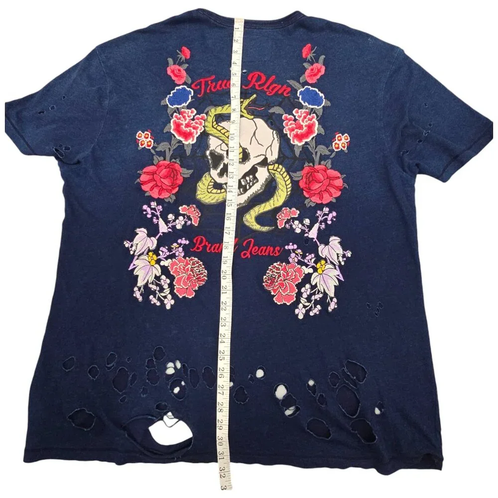True Religion XXL Distressed Unisex Navy T-Shirt Skull Snake Roses Single Stitch